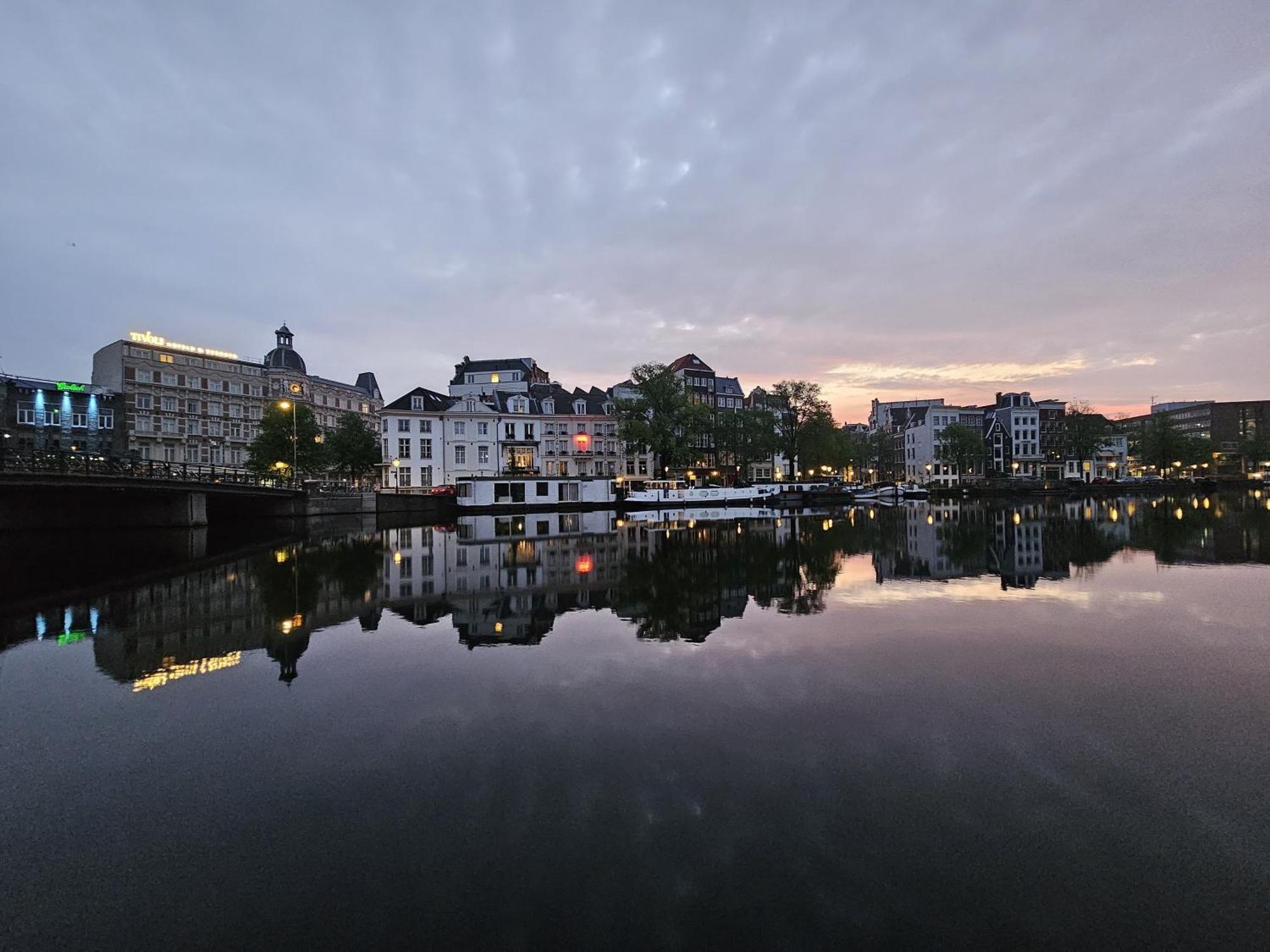 Отель Rembrandt Square Boat Амстердам Экстерьер фото